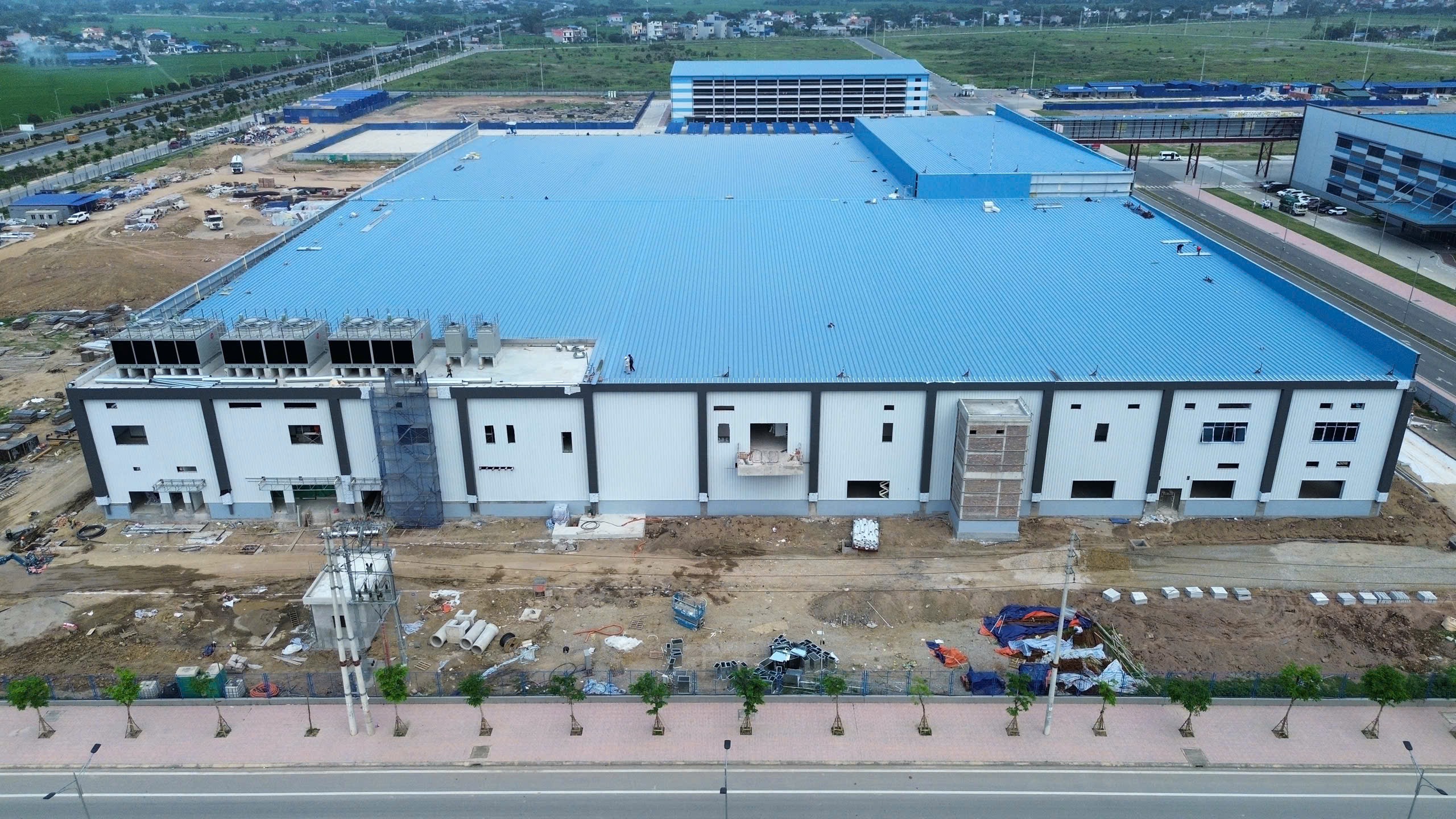 NHÀ XƯỞNG NHÀ KHO SỐ 1 - QUANTA 2