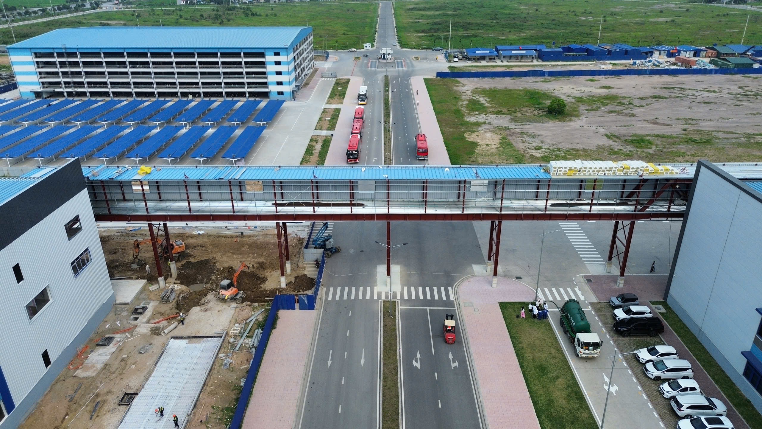 NHÀ XƯỞNG NHÀ KHO SỐ 1 - QUANTA 2